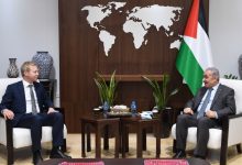 رئيس الوزراء يستقبل مبعوث الاتحاد الاوروبي