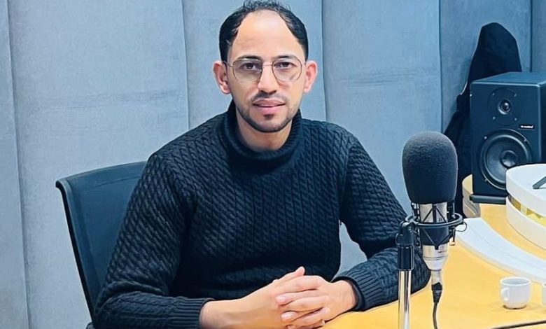 الصحفي هاني أبو رزق